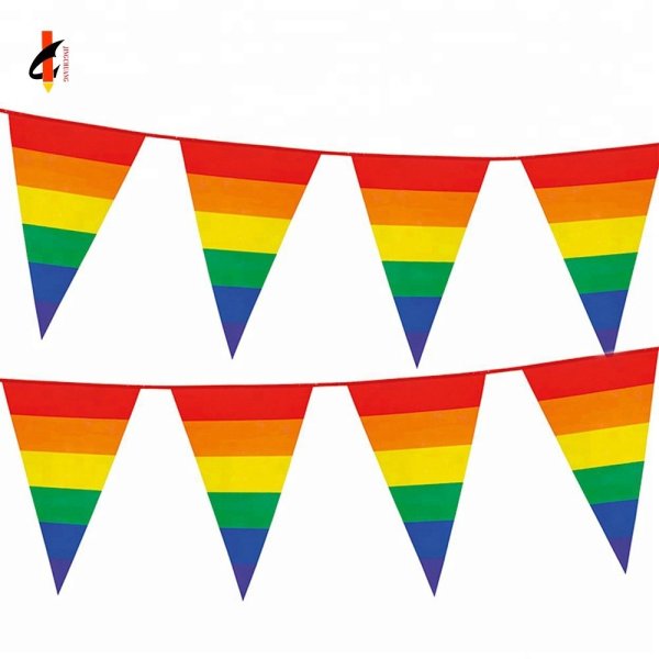 Гирлянда из флажков для детского сада