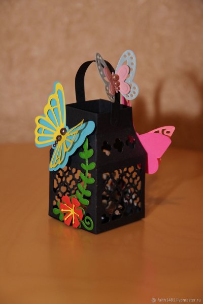 Аппликация фонарик