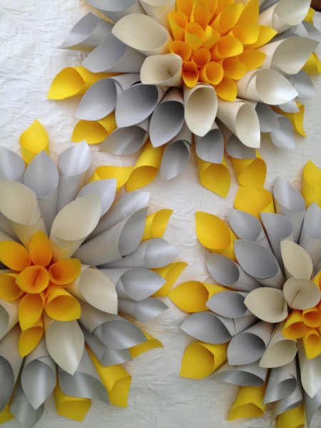 Цветы из бумаги георгины