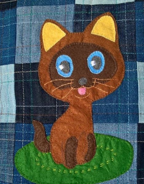Аппликация котенок из ткани