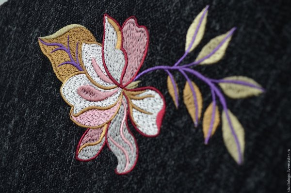 Машинная вышивка на одежде