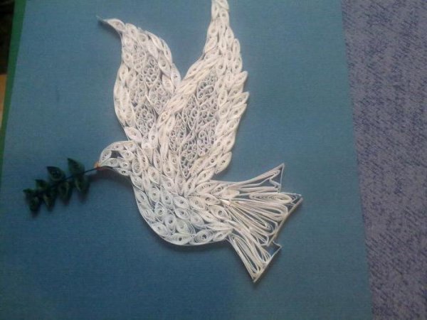 Голубь из бумаги