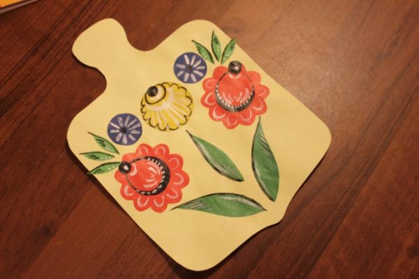 Городецкая роспись доска разделочная