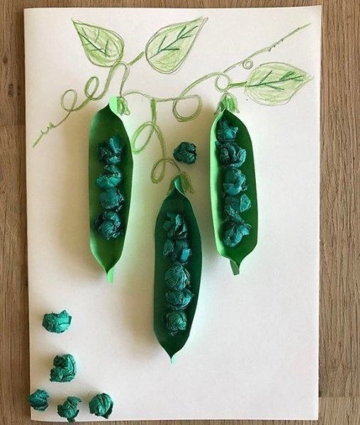 Поделка стручок гороха