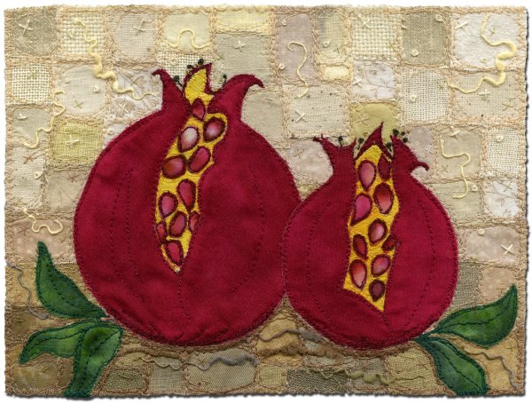 Простая аппликация из ткани фрукты