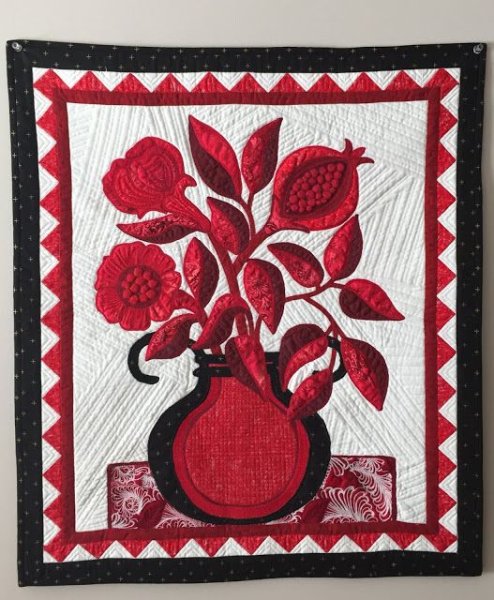 Панно в стиле пэчворк гранат