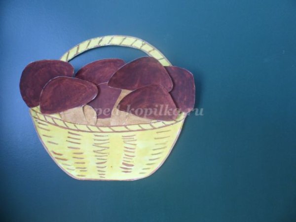 Аппликация корзинка с грибами