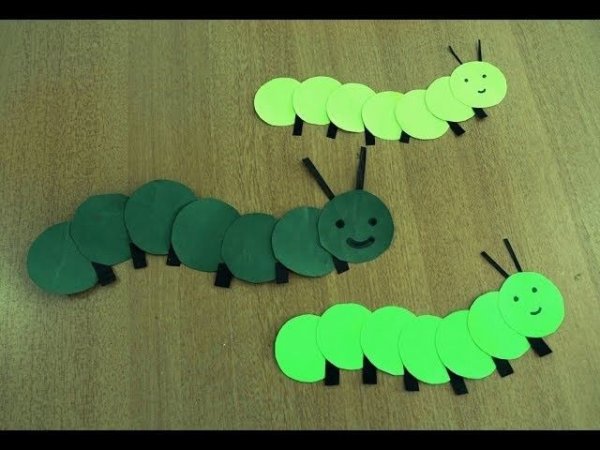 Поделка гусеничка из цветной бумаги