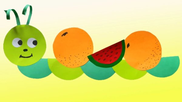 Гусеница из цветной бумаги