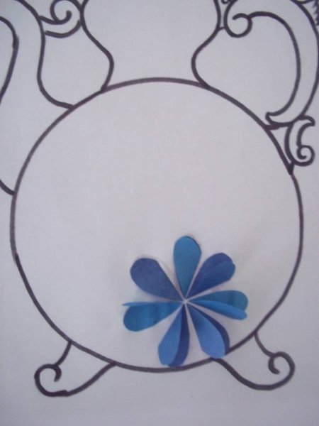 Аппликация на тему Гжельская роспись