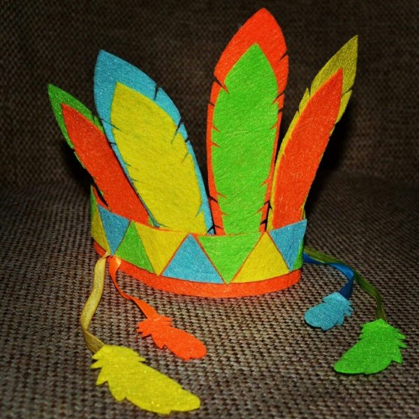 Головной убор индейца для детей