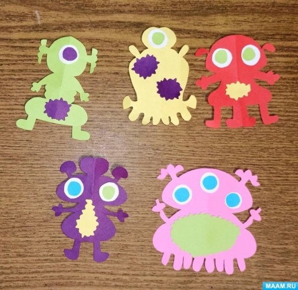 Аппликация инопланетяне из цветной бумаги