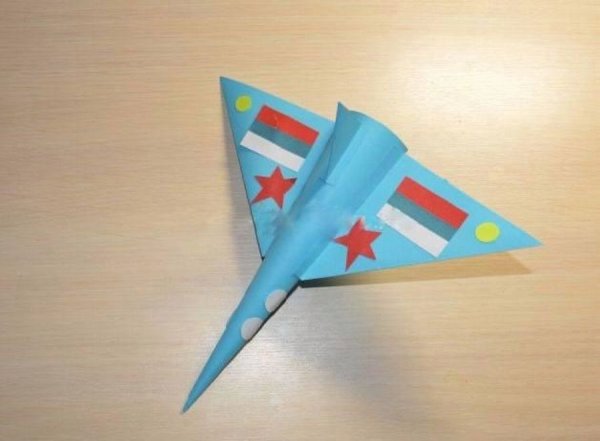 Поделка самолетик на 23 февраля
