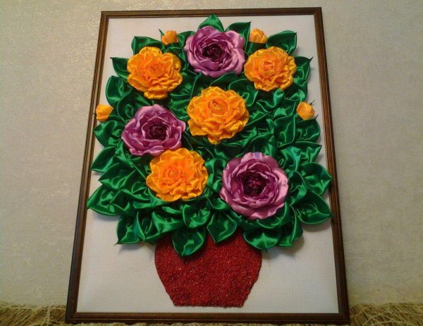 Панно цветы из лент
