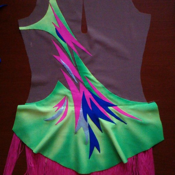 Пошив купальников для художественной гимнастики