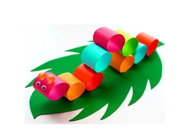 Поделка из цветной бумамаги