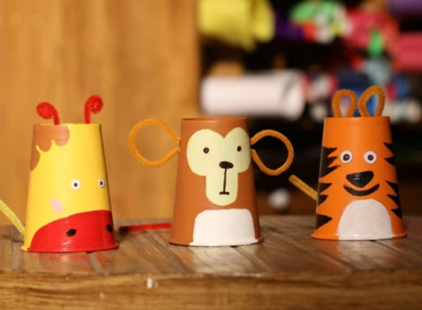 Поделки из одноразовых стаканчиков