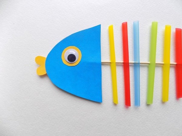 Рыбка из картона