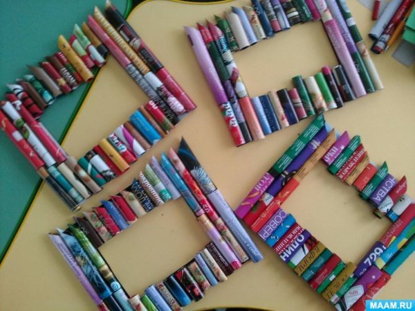 Рамочка из трубочек