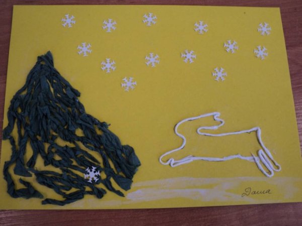 Аппликация из скрученных салфеток