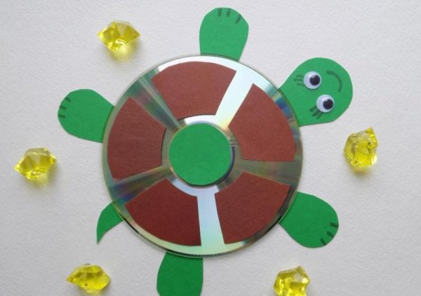 Поделки из дисков для детей