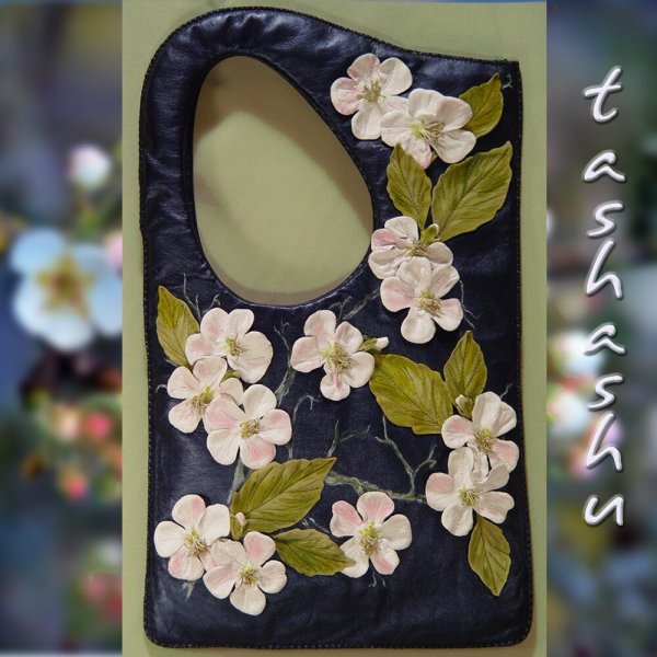 Аппликация из кожи цветы