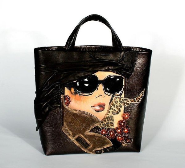 Дизайнерские сумки с аппликацией