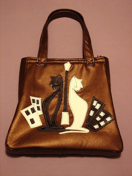 Сумка из кусочков кожи