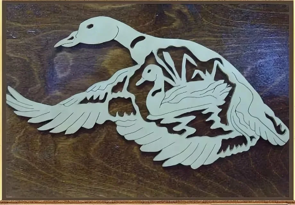 Вырезка лобзиком по дереву