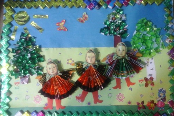 Панно из фантиков от конфет