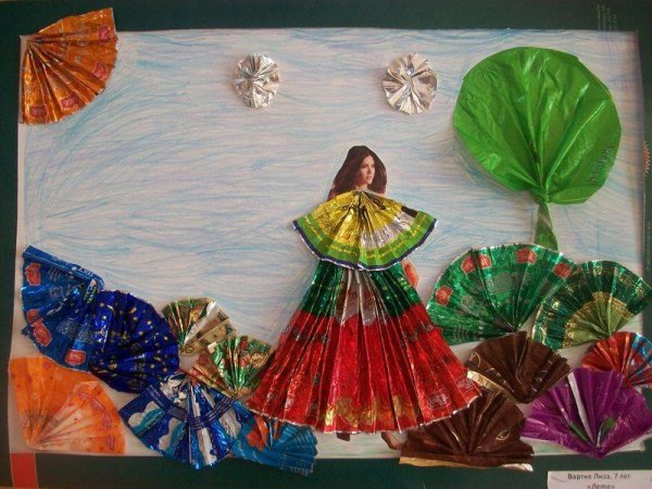 Картина из фантиков