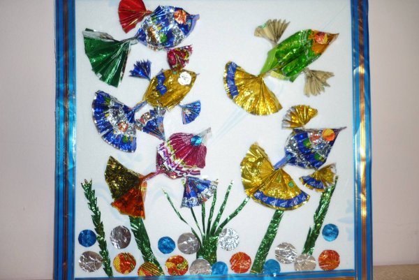 Поделка из фантиков от конфет в детский сад