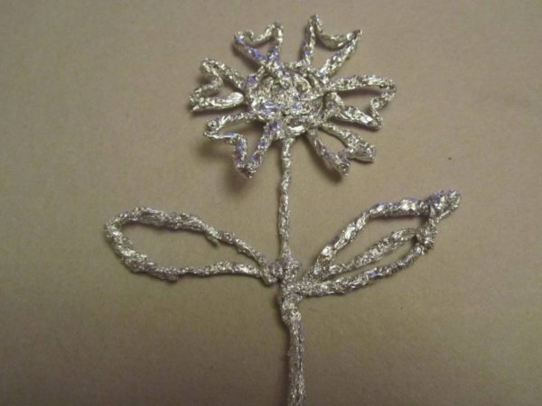 Цветы из фольги