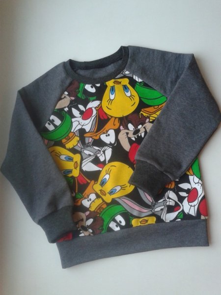 Аппликация на свитшот из футера