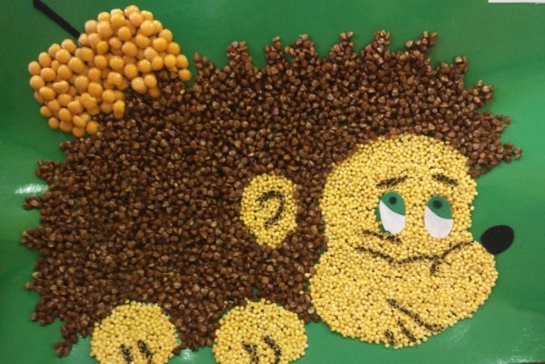 Аппликация из крупы