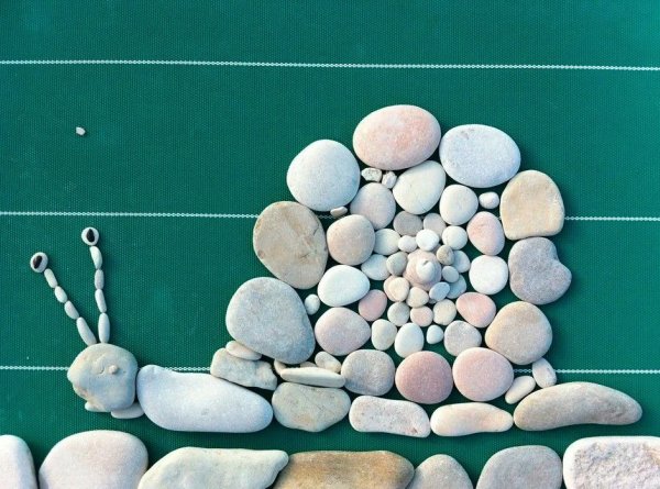 Композиция из камней