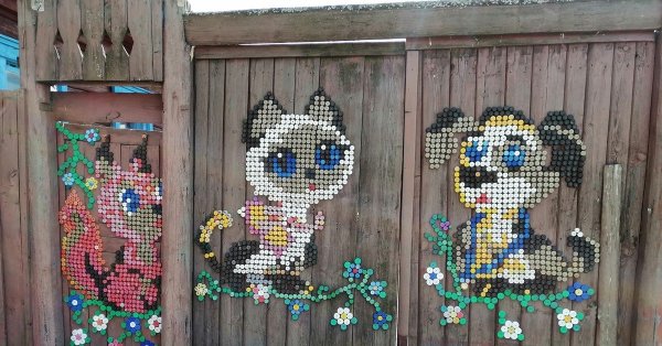 Панно из крышек