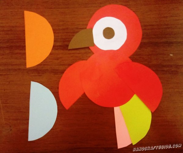 Поделка попугай из бумаги