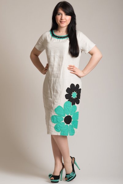 Льняное платье