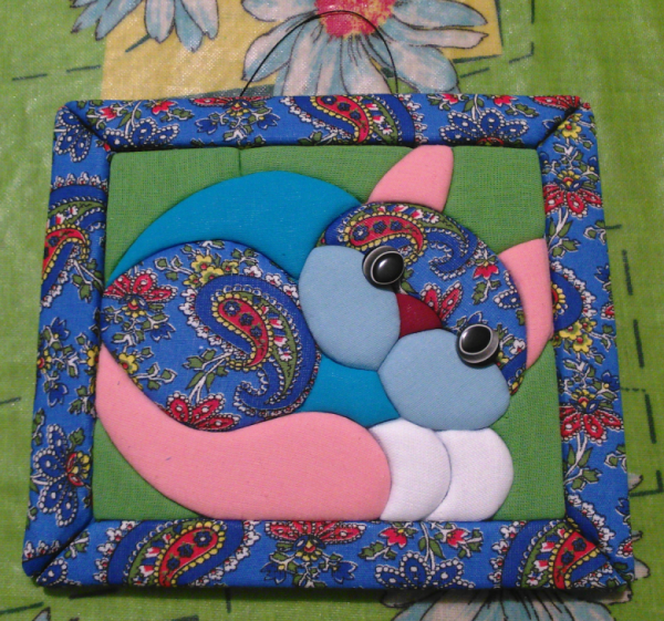 Японская техника кинусайга панно из лоскутков ткани