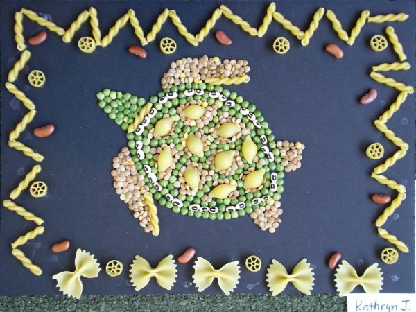 Панно из макаронных изделий