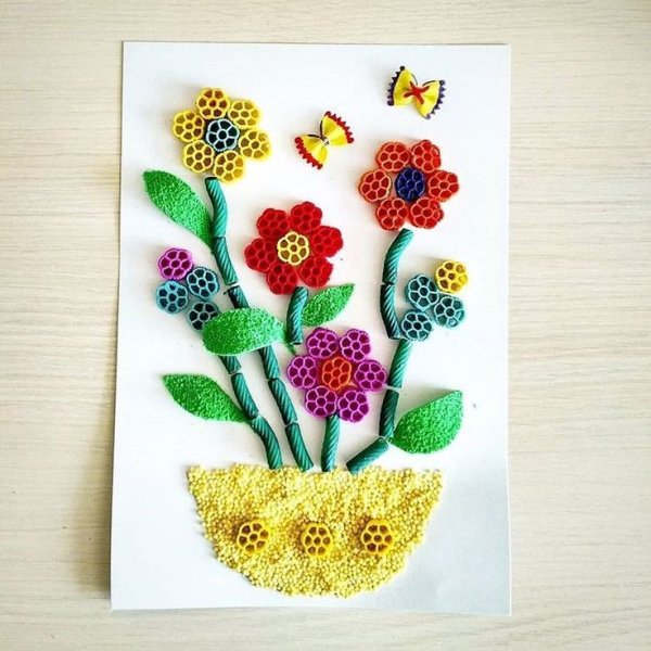 Весенние поделки из макарон