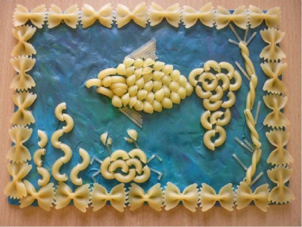 Панно из макаронных изделий