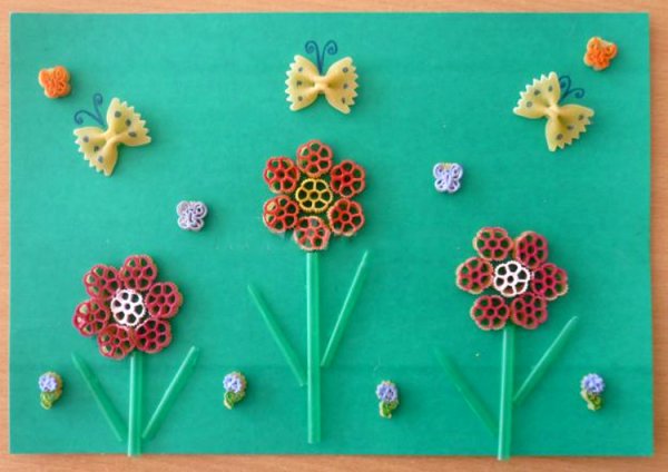 Поделки из макарон для детей в детском саду