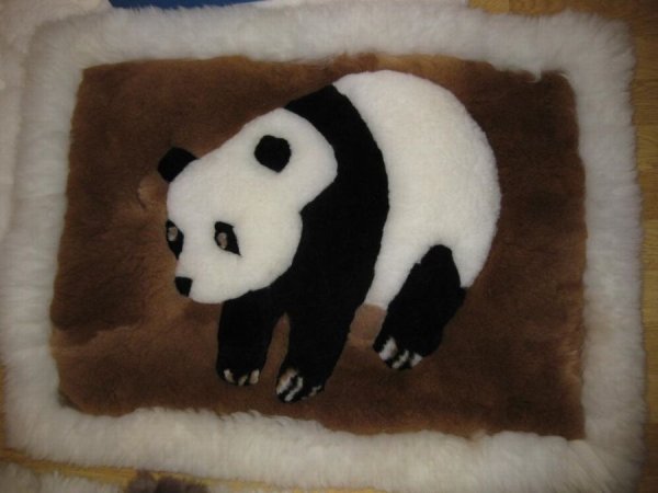 Меховые аппликации на шубе