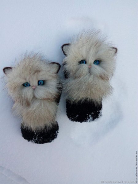 Варежки с меховыми зверюшками