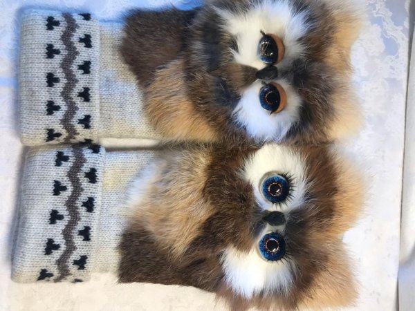 Варежки с меховыми мордочками