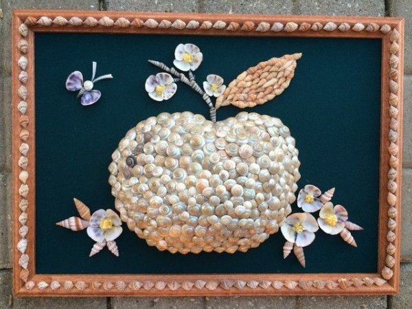 Аппликация из ракушек