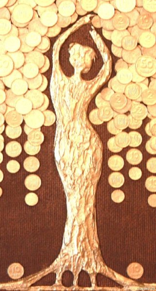 Дерево из монет