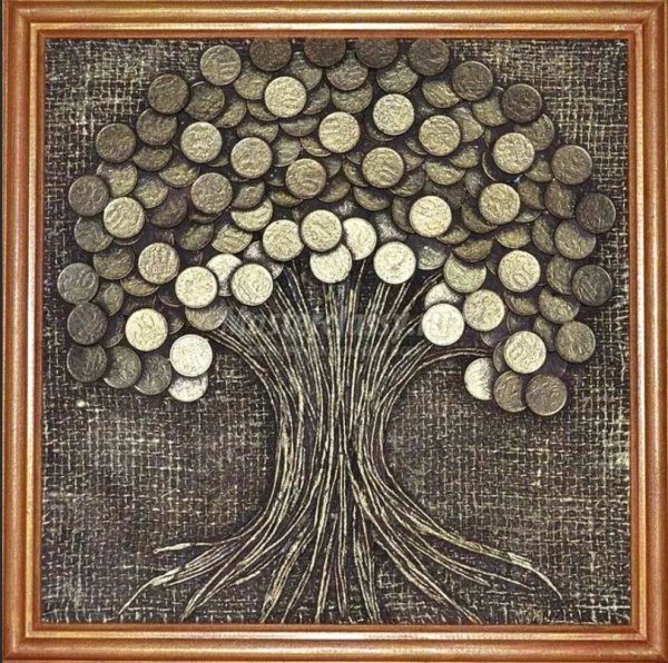 Панно из монет